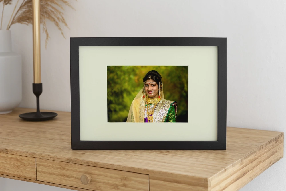Table Top Photo Frame — photo 1 | PrintPosters.in